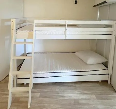 Agreable Maison Avec Terrasse Et Piscine Collective -6pq32 Le Barcares